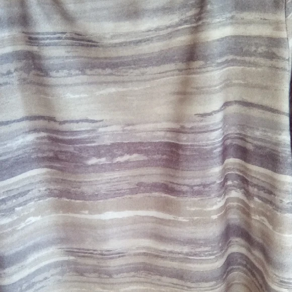 Ruby Rd. Women's Blouse in Subtle Gray and Cream - Picture 10 of 15